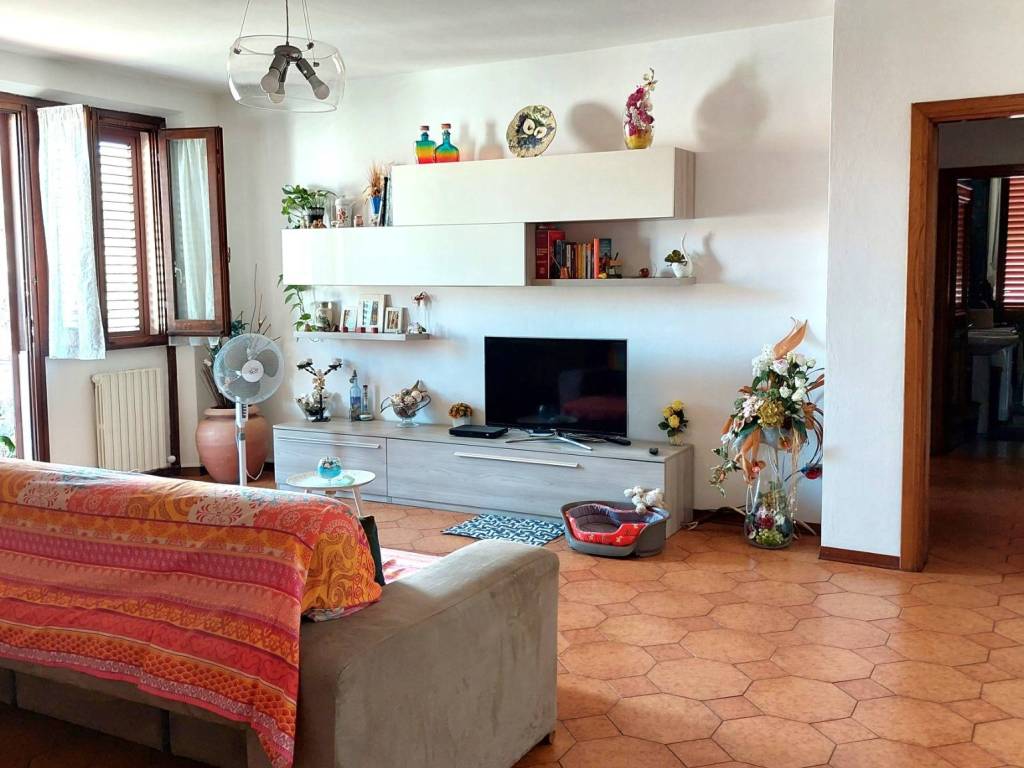 appartamento in vendita a Montemurlo in zona Fornacelle