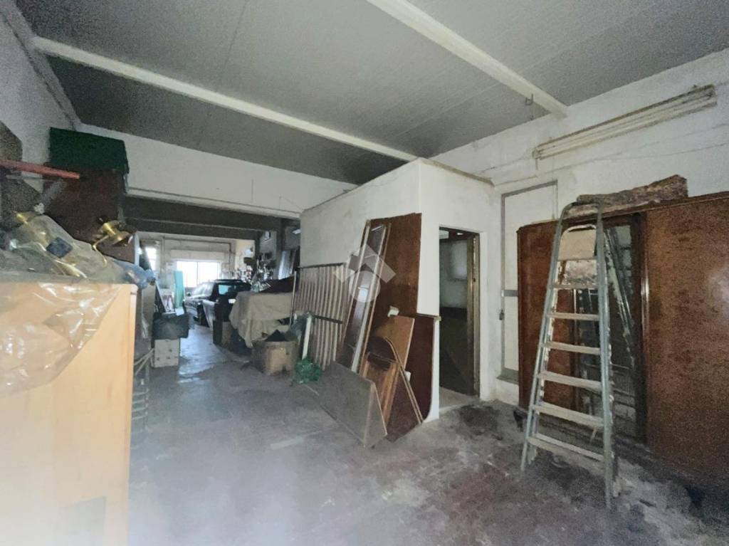 negozio in vendita a Montemurlo