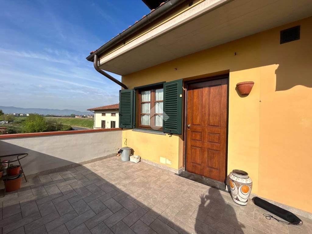appartamento in vendita a Montemurlo in zona Fornacelle