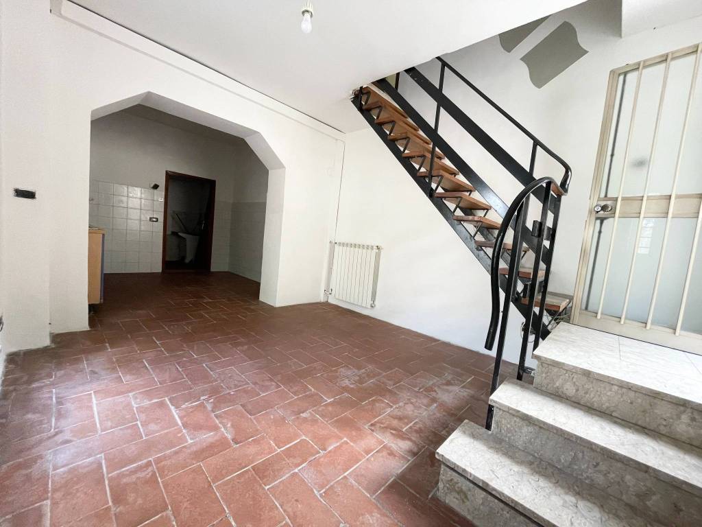 casa indipendente in vendita a Montemurlo in zona Fornacelle