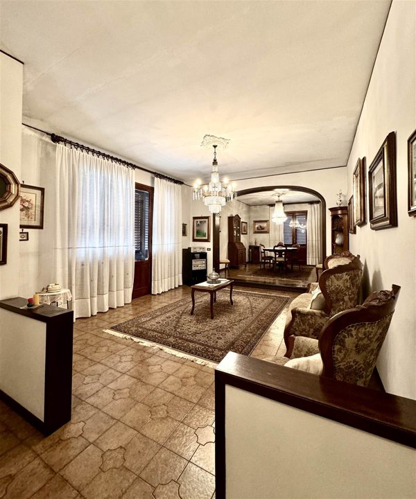 casa indipendente in vendita a Montemurlo in zona Bagnolo