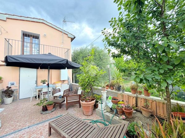 casa indipendente in vendita a Montemurlo in zona Fornacelle