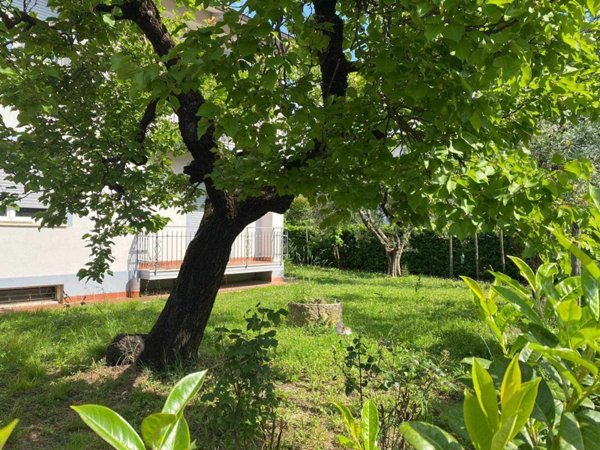 appartamento in vendita a Montemurlo in zona Bagnolo