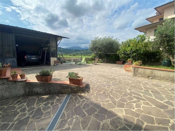 casa indipendente in vendita a Montemurlo in zona Fornacelle