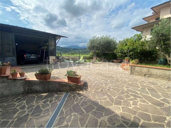 casa indipendente in vendita a Montemurlo in zona Bagnolo