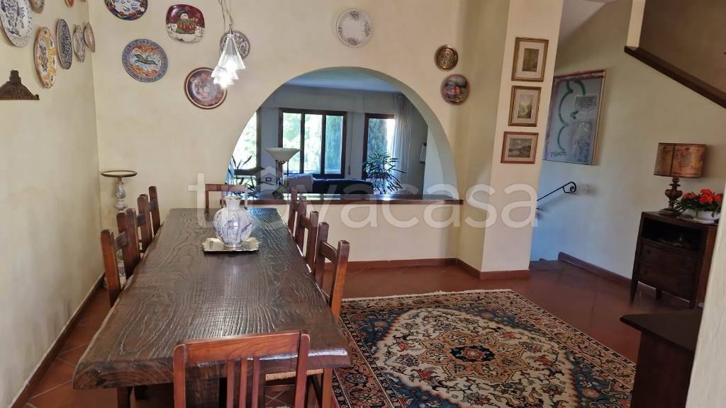 casa indipendente in vendita a Montemurlo