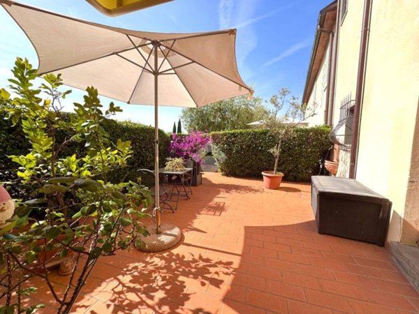casa indipendente in vendita a Montemurlo in zona Fornacelle