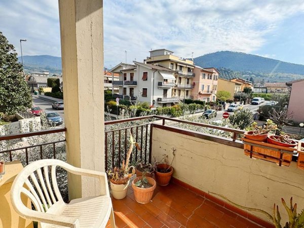 appartamento in vendita a Montemurlo in zona Fornacelle