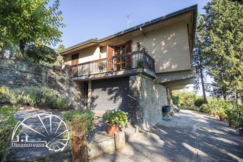 casa indipendente in vendita a Montemurlo in zona Bagnolo