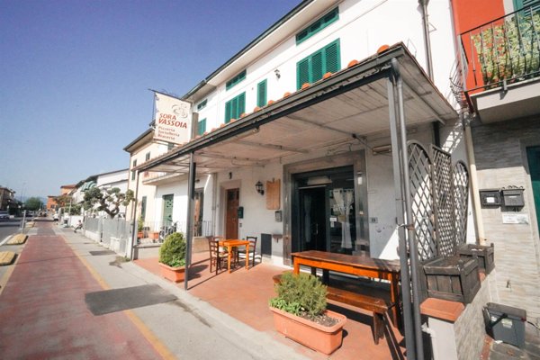 casa indipendente in vendita a Montemurlo