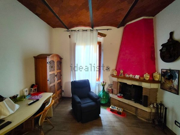 casa indipendente in vendita a Montemurlo in zona Bagnolo