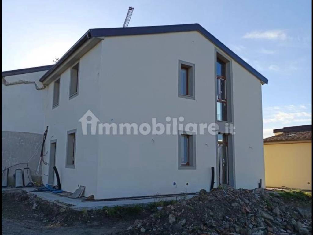 casa indipendente in vendita a Montemurlo