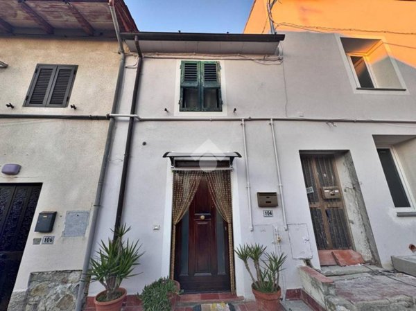 casa indipendente in vendita a Montemurlo in zona Fornacelle