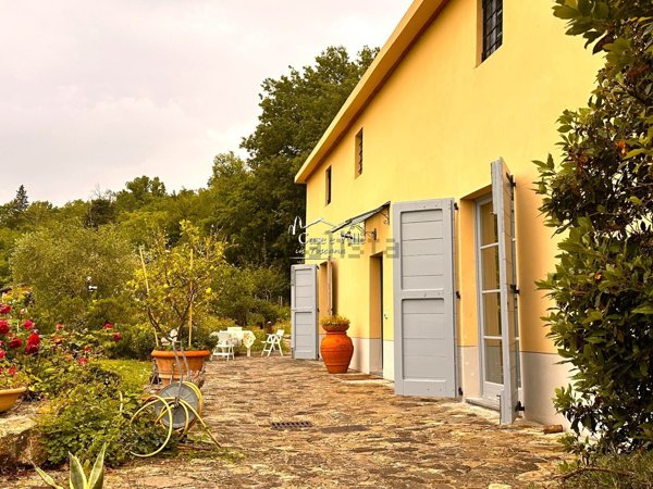 casa indipendente in vendita a Montemurlo