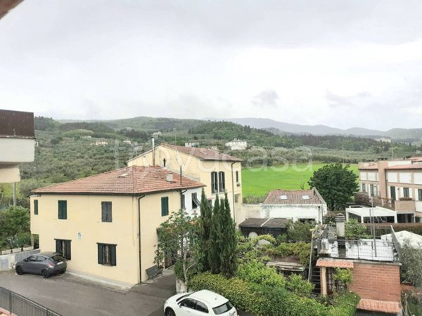casa indipendente in vendita a Montemurlo