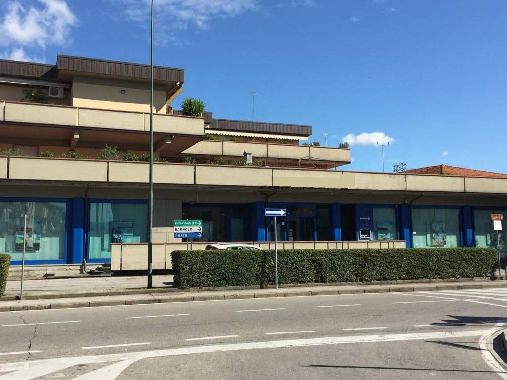 negozio in vendita a Montemurlo in zona Fornacelle