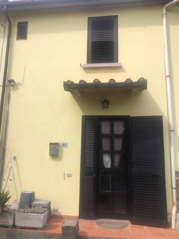 casa indipendente in vendita a Montemurlo in zona Fornacelle