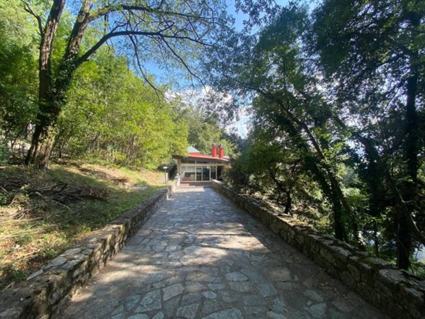 villa in vendita a Montemurlo in zona Fornacelle