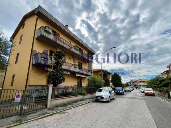 appartamento in vendita a Montemurlo in zona Ponte Bocci