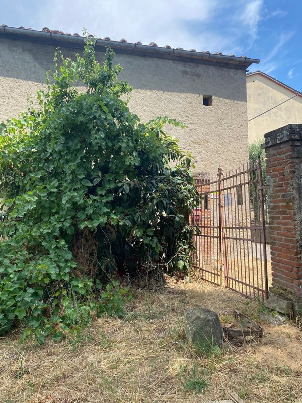 casa indipendente in vendita a Montemurlo