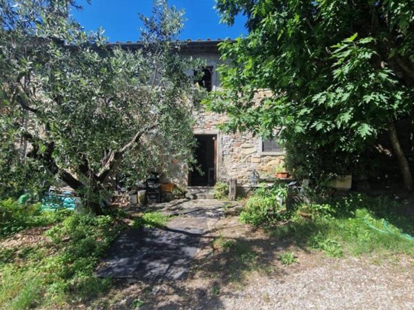 casa indipendente in vendita a Montemurlo