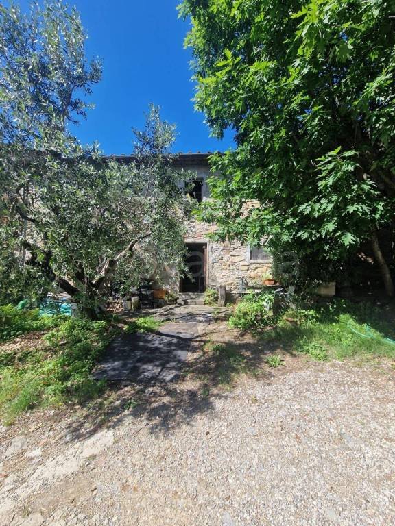 casa indipendente in vendita a Montemurlo