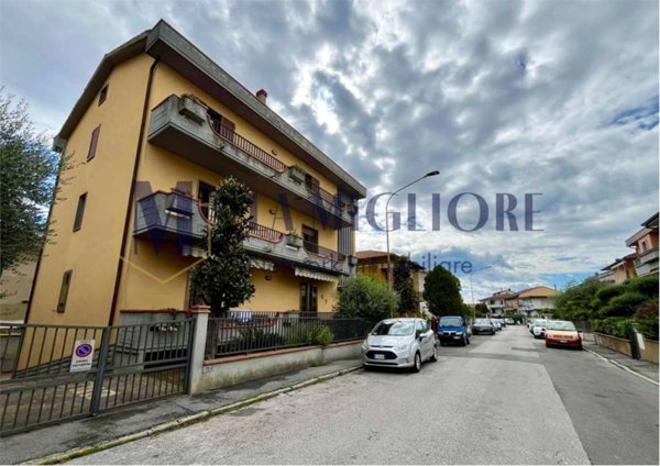 appartamento in vendita a Montemurlo in zona Ponte Bocci