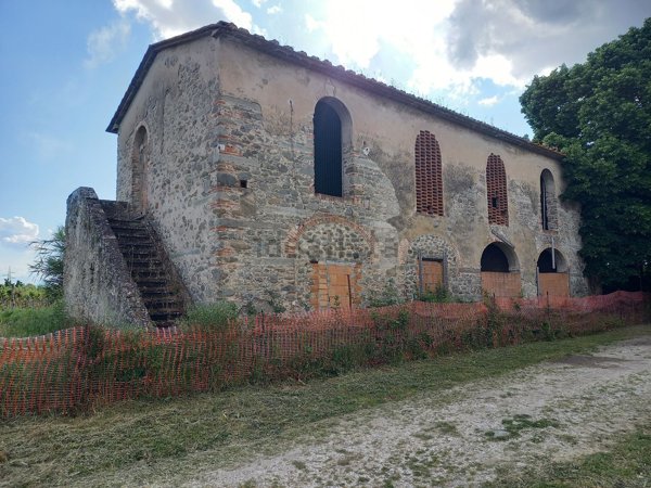 quadrivano in vendita a Montemurlo