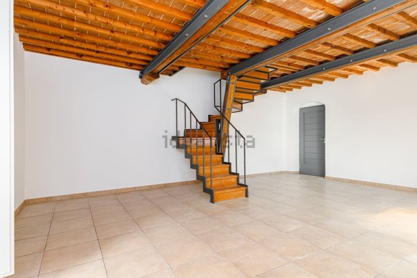 appartamento in vendita a Montemurlo