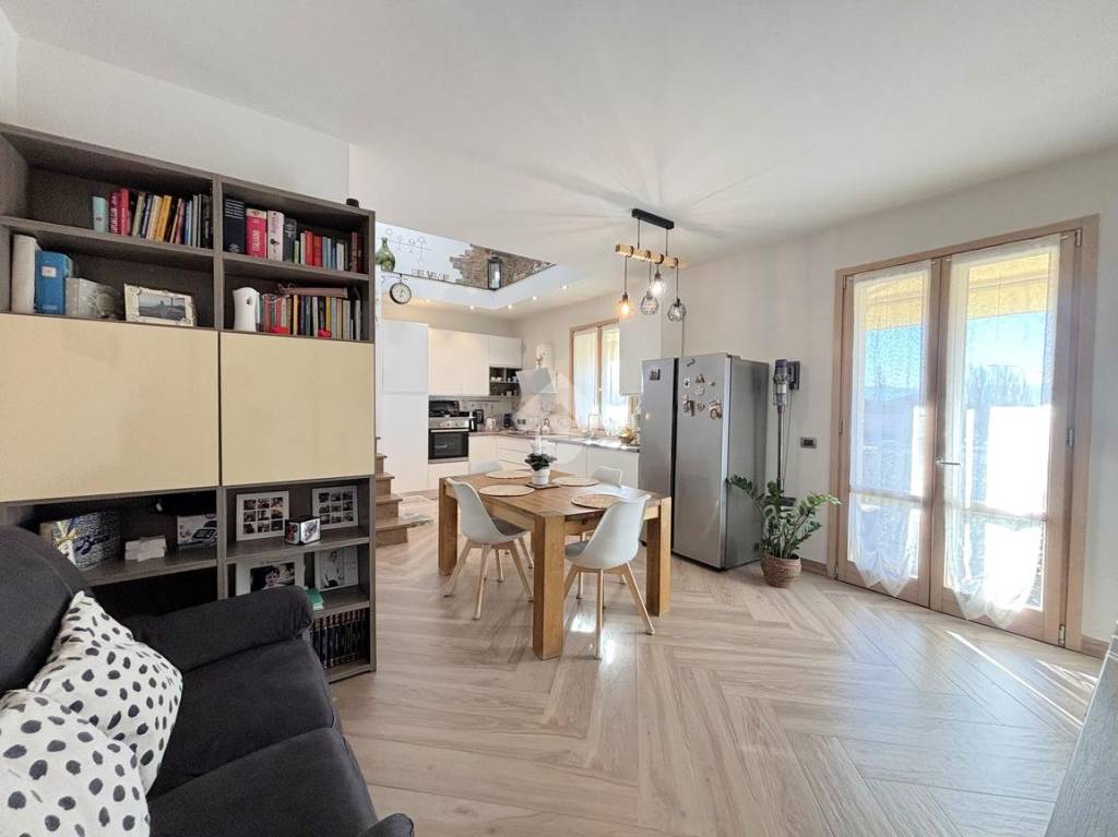 appartamento in vendita a Montemurlo