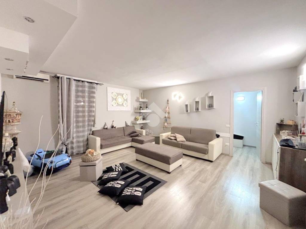 appartamento in vendita a Montemurlo