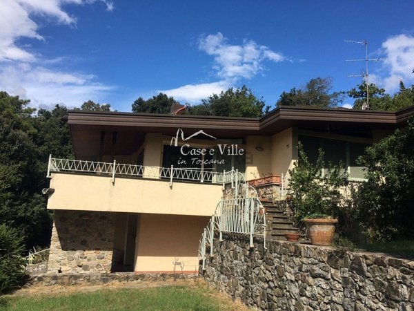 casa indipendente in vendita a Montemurlo