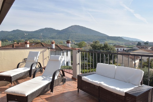 casa indipendente in vendita a Montemurlo in zona Fornacelle