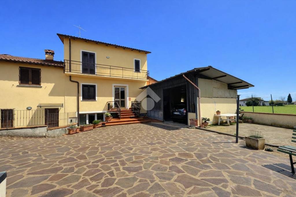 casa indipendente in vendita a Montemurlo in zona Ponte Bocci
