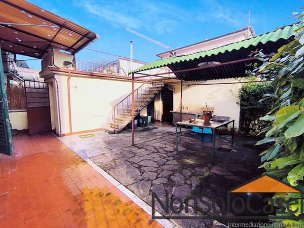 casa indipendente in vendita a Montemurlo