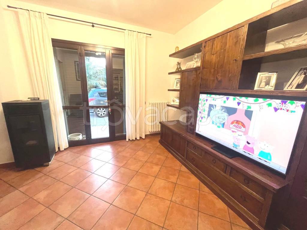 casa indipendente in vendita a Montemurlo