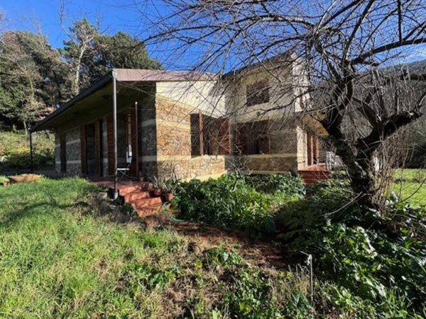 casa indipendente in vendita a Montemurlo in zona Bagnolo