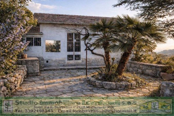 casa indipendente in vendita a Montemurlo