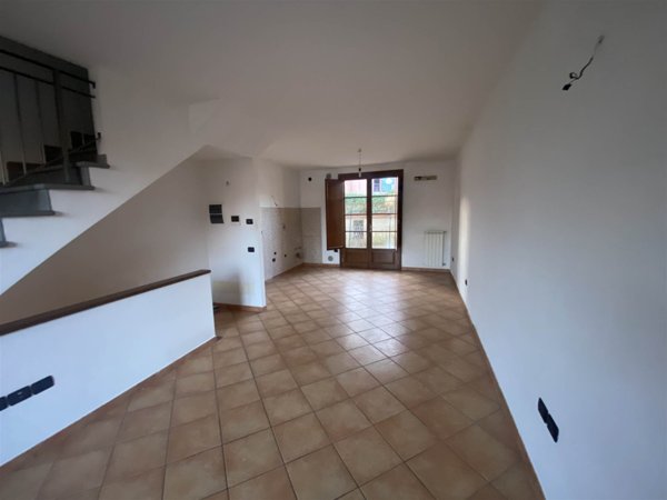 casa indipendente in vendita a Montemurlo in zona Fornacelle