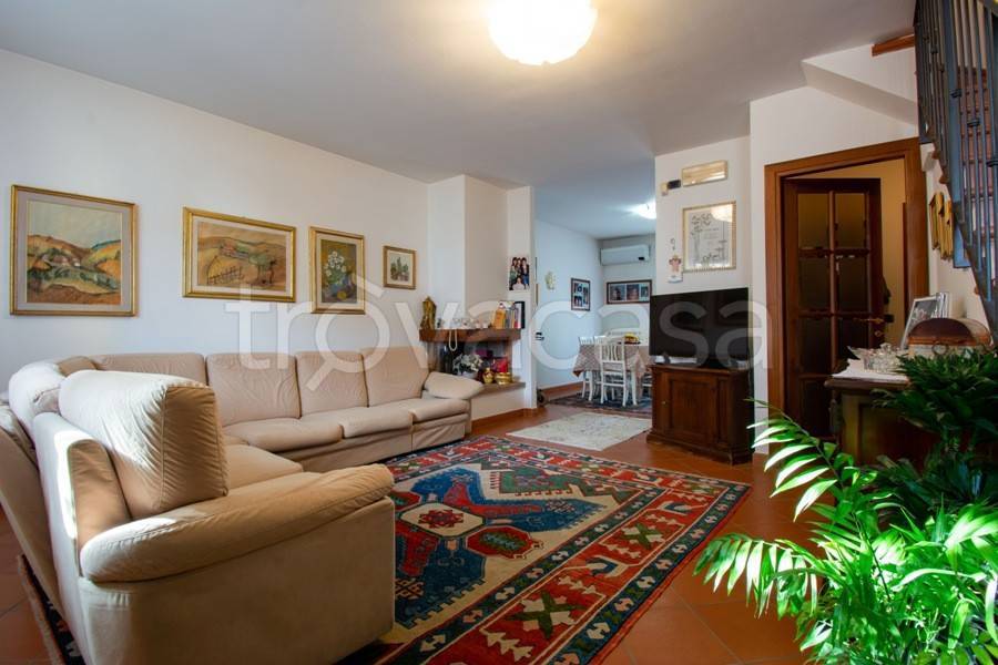 casa indipendente in vendita a Montemurlo in zona Bagnolo