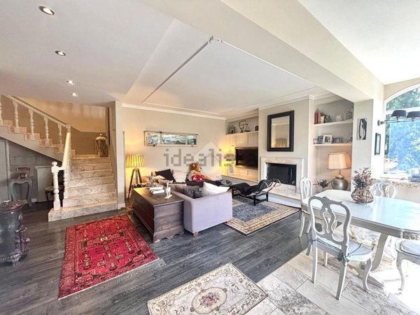 casa indipendente in vendita a Montemurlo