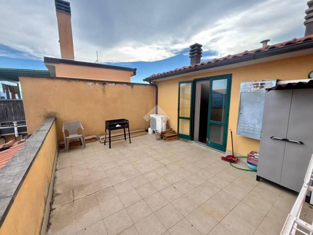 appartamento in vendita a Montemurlo in zona Fornacelle