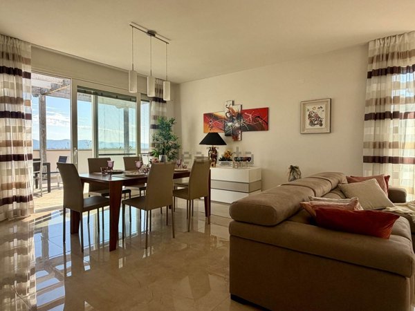 appartamento in vendita a Montemurlo