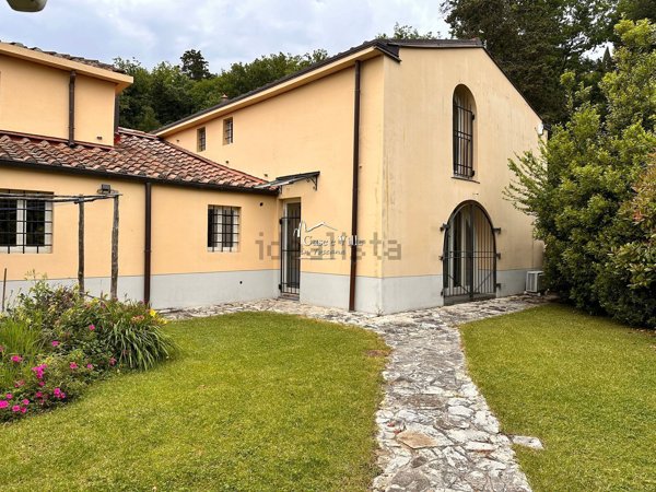 quadrivano in vendita a Montemurlo