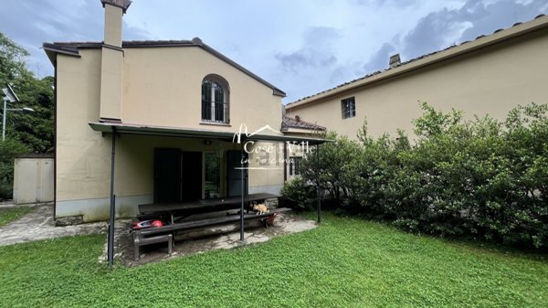 casa semindipendente in vendita a Montemurlo