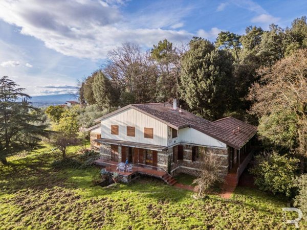 casa indipendente in vendita a Montemurlo