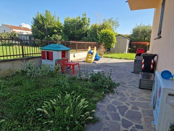 appartamento in vendita a Montemurlo in zona Fornacelle