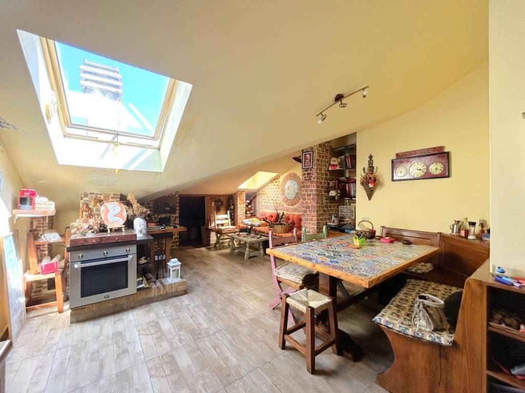 appartamento in vendita a Montemurlo