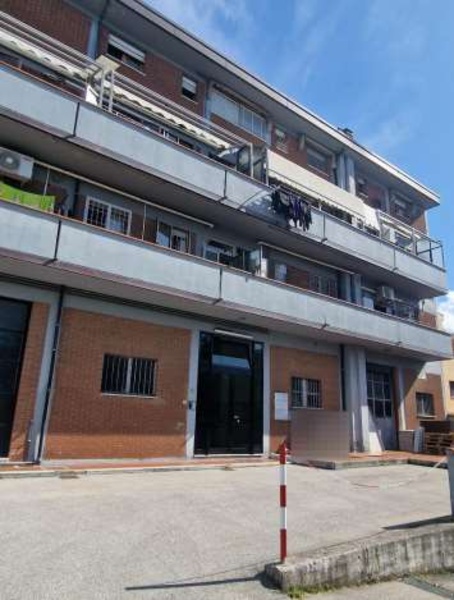 appartamento in vendita a Montemurlo in zona Ponte Bocci