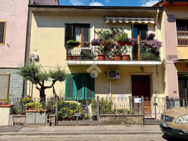 appartamento in vendita a Montemurlo in zona Ponte Bocci
